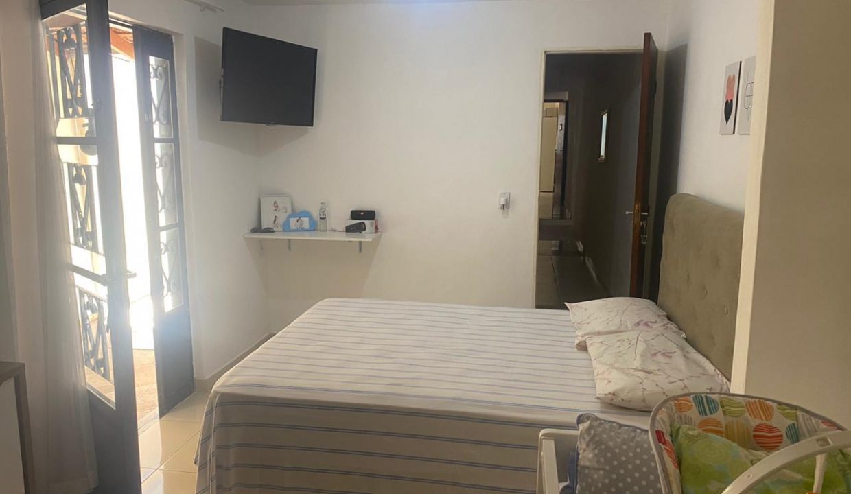 12871845-9506-46e8-a194-17c34c49ae36