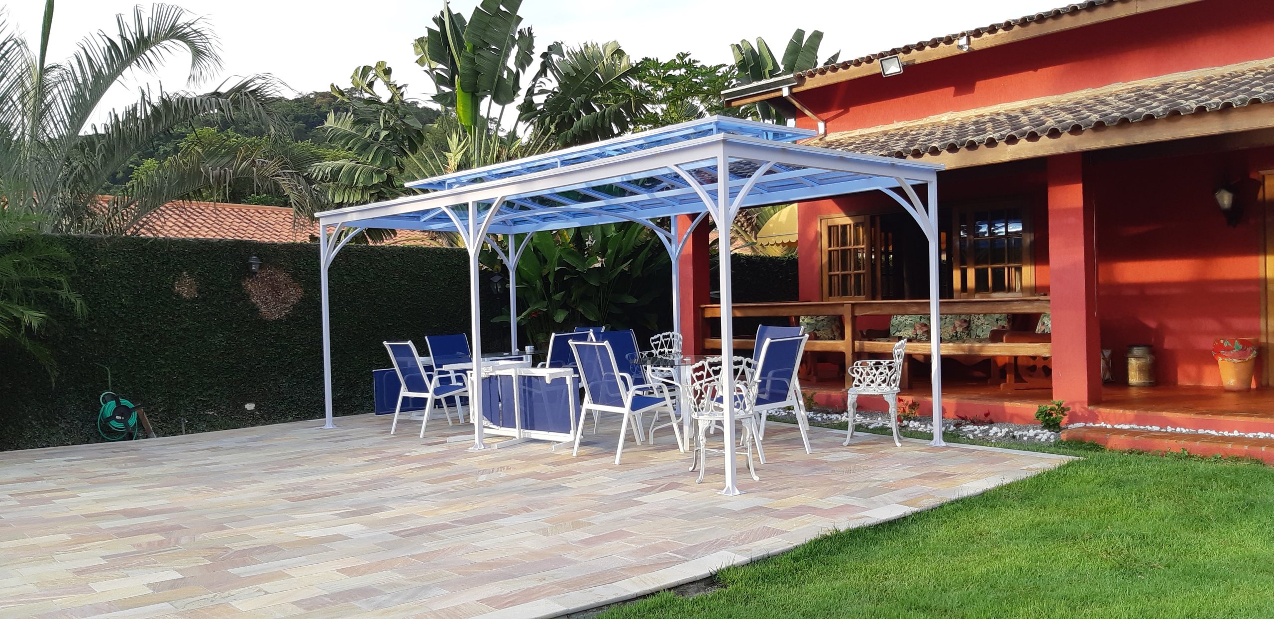 BELISSIMA OPORTUDADE DE CHÁCARA BEIRA RIO