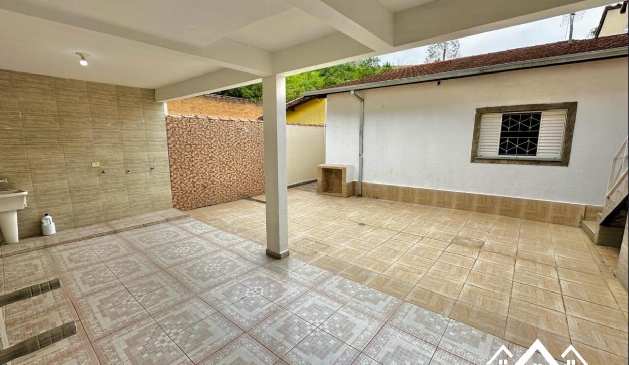 2_Easy-Resize.com (1)