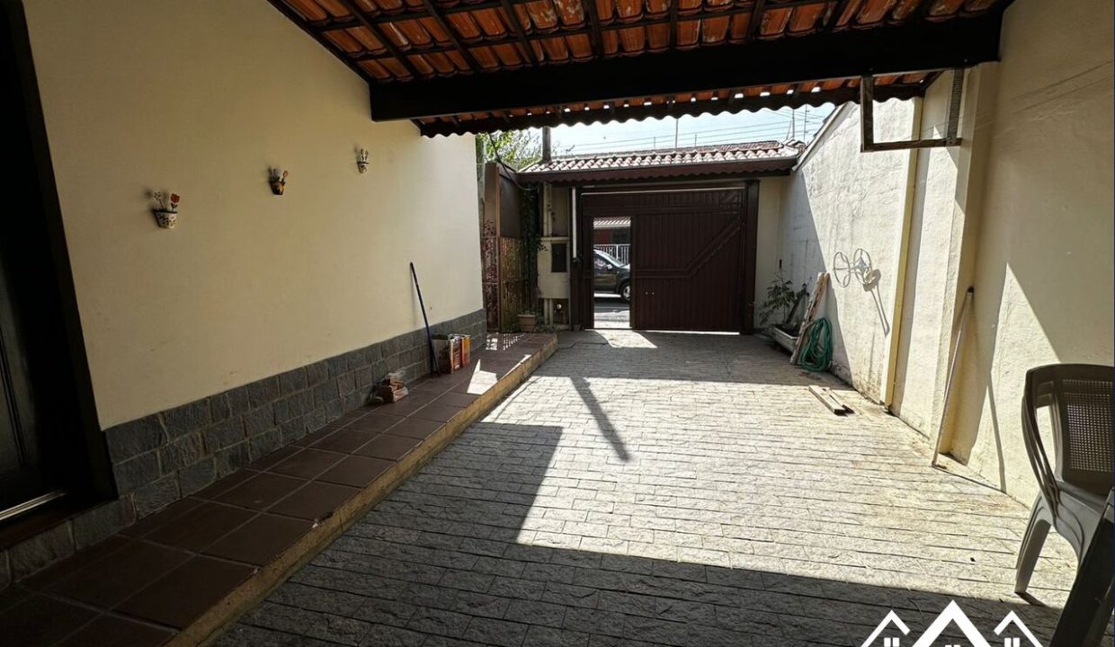 7_Easy-Resize.com (2)