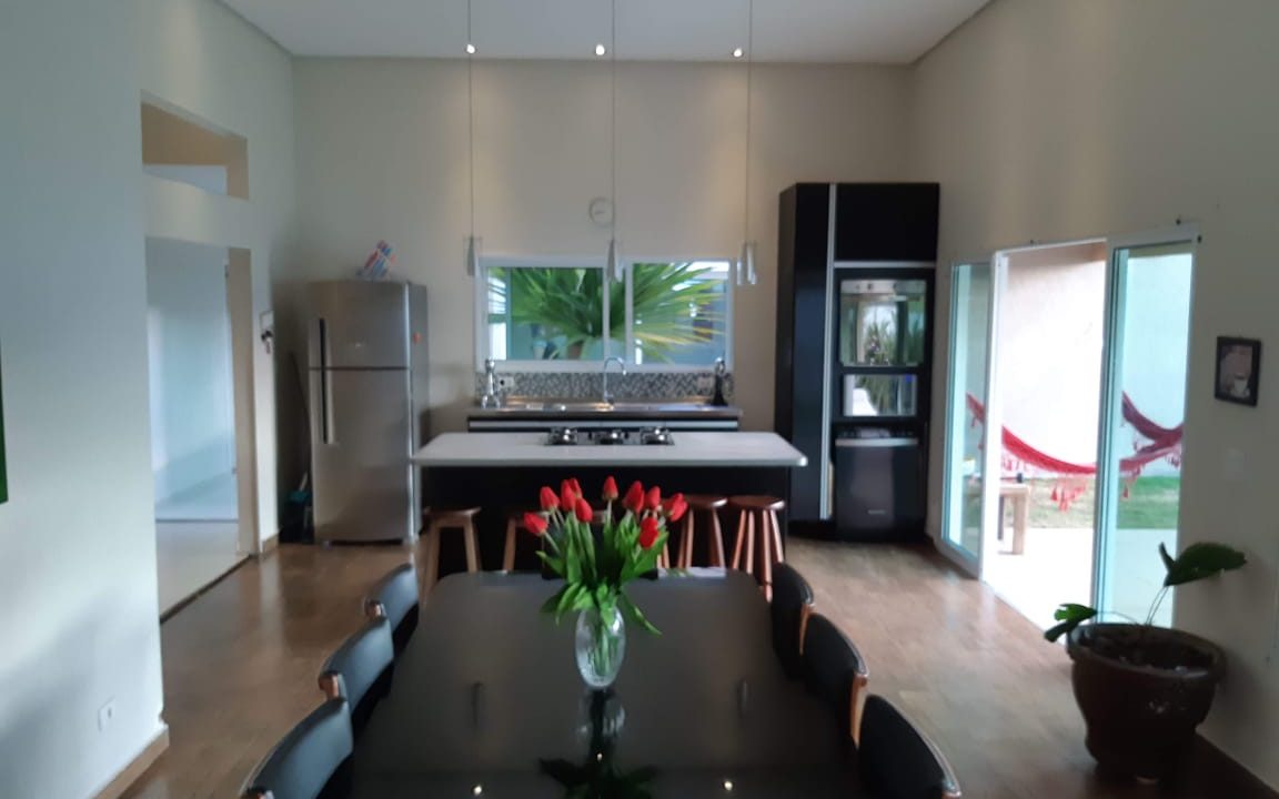 7ebb42ba-a4b8-4c83-9733-4108096c5aff