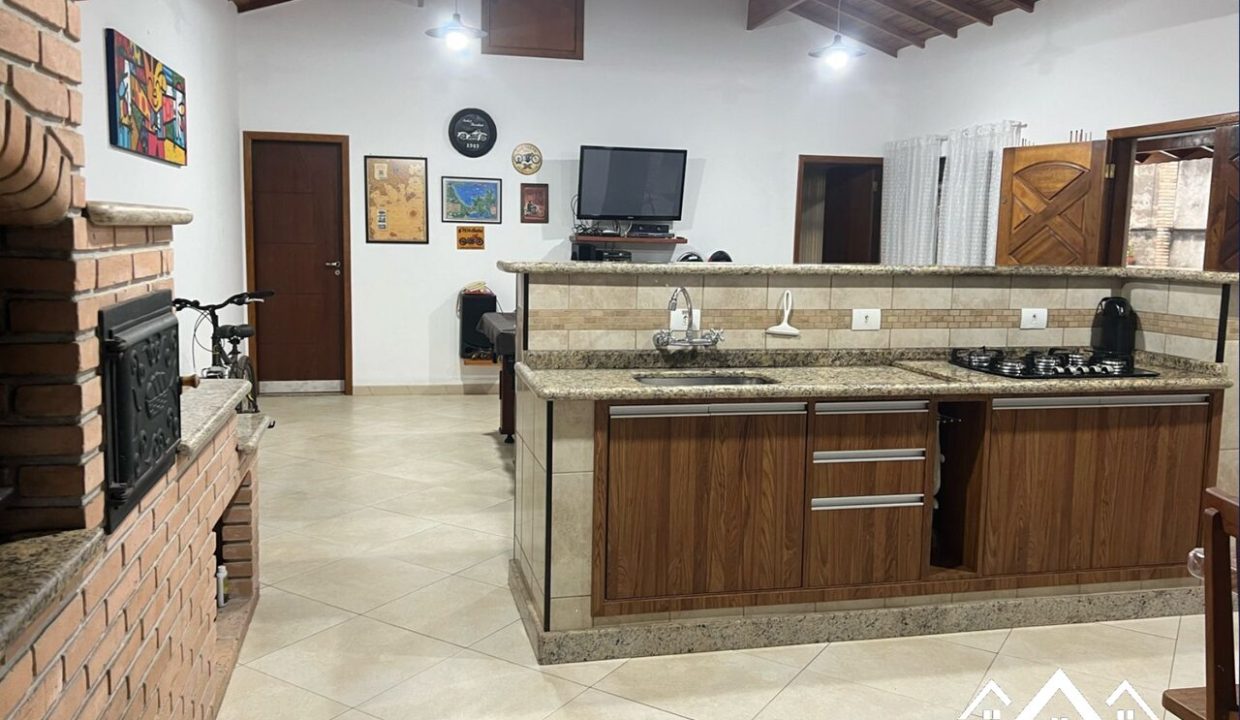 8_Easy-Resize.com (1)