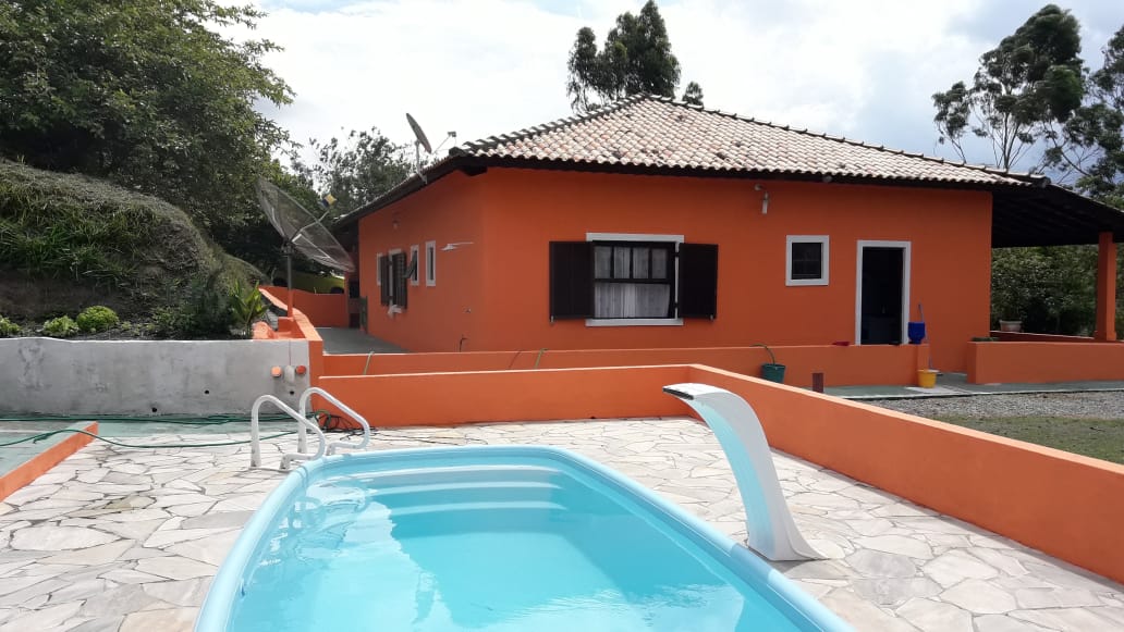 SÍTIOS DE 22.000M² E 38.000 M²