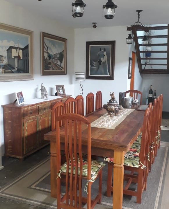 b0f134b2-2375-4b5b-b359-b44ef70132d3