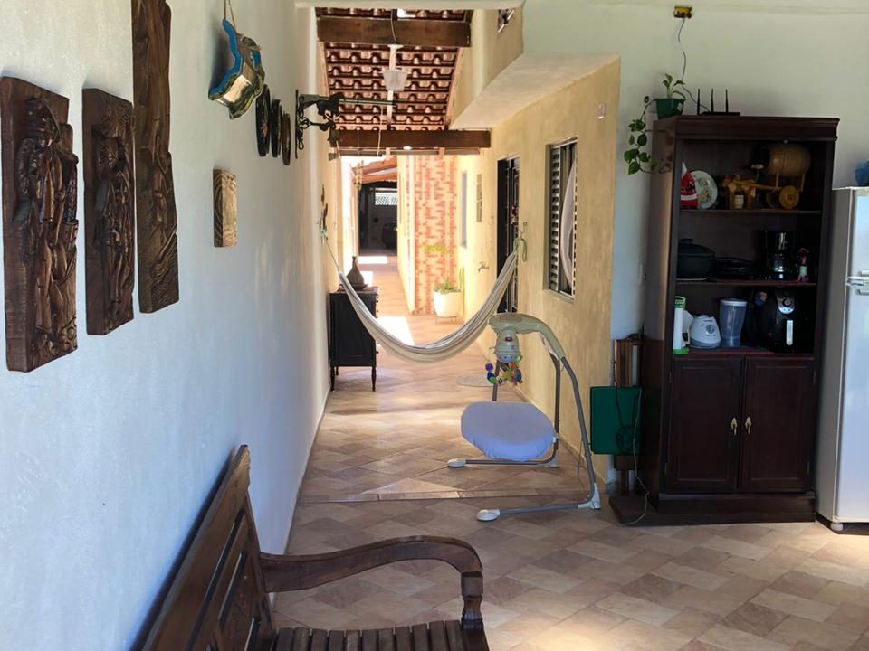 b6d28221-2c70-4537-adb0-bb1ec137e406