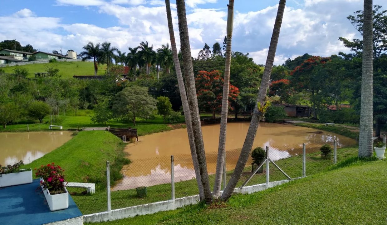 b8745394-a7c7-4bbf-badf-9de637809806