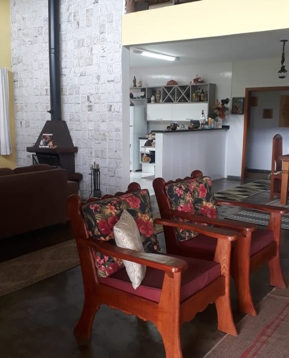 c037a282-d173-41d1-967d-775bc8a4bacd