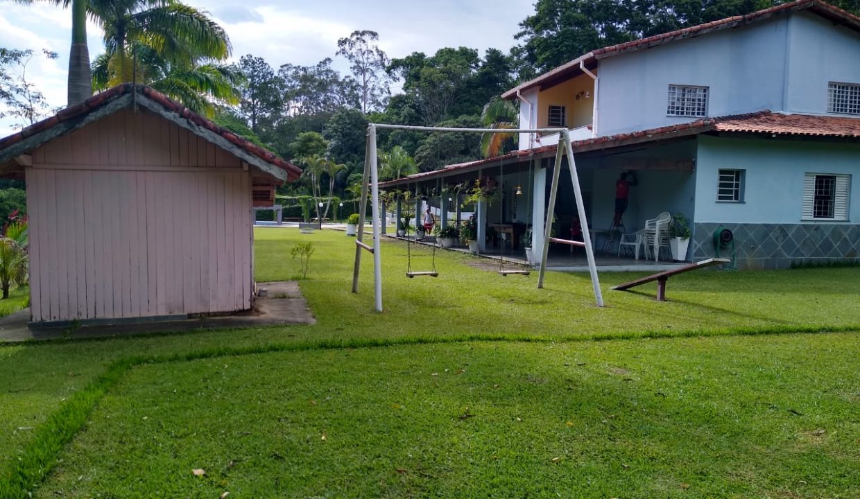 cb845220-b6e0-4bef-82d9-f8ceb4d12de8