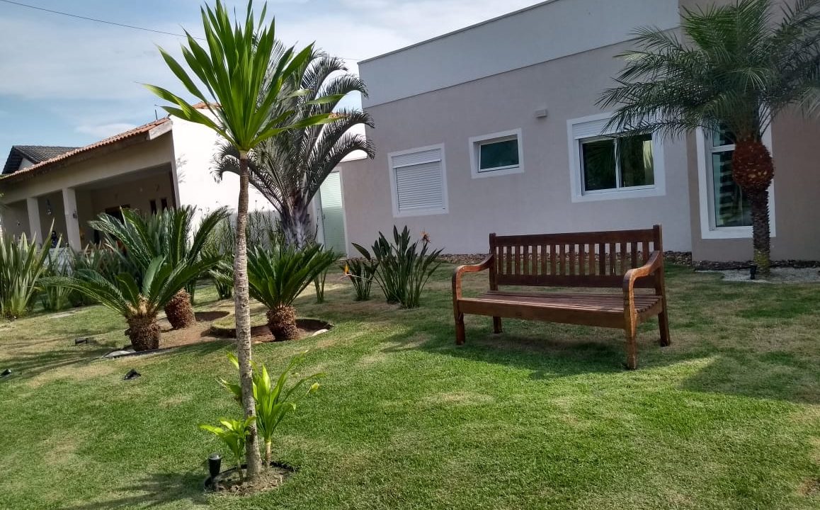 d9320ec8-5b42-409f-afbc-029c3cb7f757