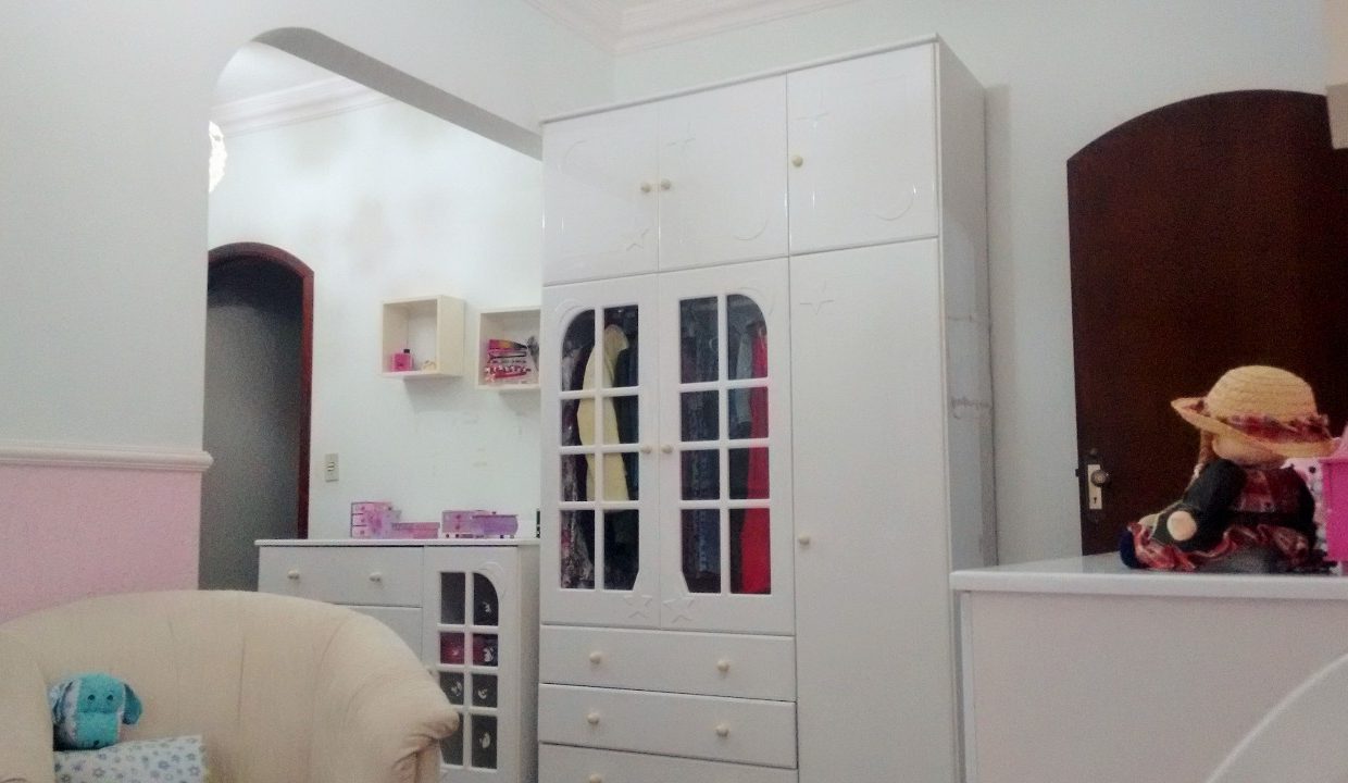 f54a2a4d-88cd-40fa-aa08-b57d7ec39002