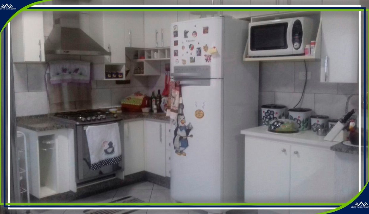 f7fc98f5-caa4-4c8e-91a9-6c81922e553b